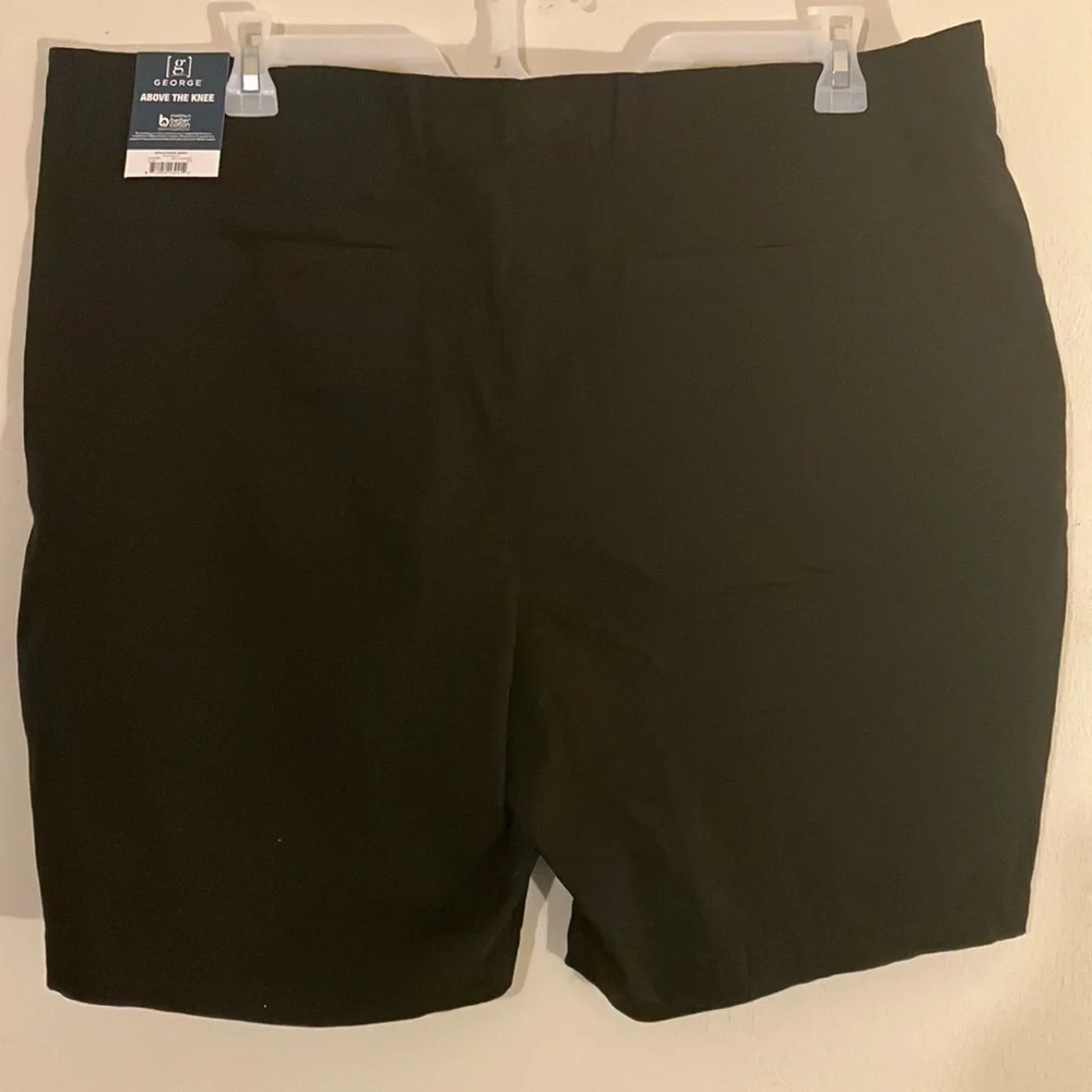 #121 - George Mens Flat Front Above The Knee Shorts - 9” Inseam - Size 46 - NWT - Picture 2 of 3